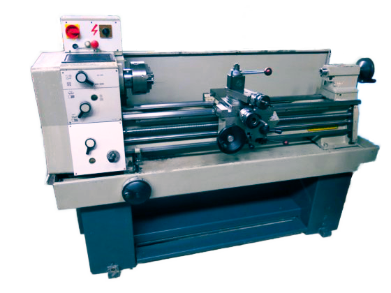 Clausing manual lathe